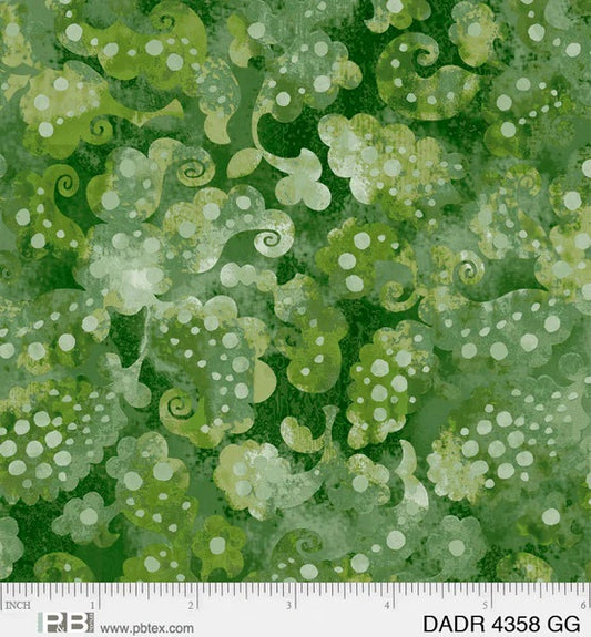 108" Quilt Back - P&B Textiles - Day Dreams - Green - DADR-4358-GG